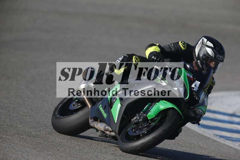 /Archiv-2024/01 26.-28.01.2024 Moto Center Thun Jerez/Gruppe gruen-green/48